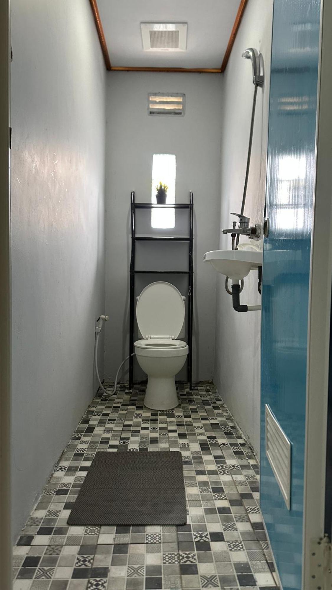 Kathy'S Place كاريمونجاوا المظهر الخارجي الصورة